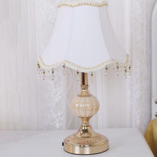 Traditional Vintage Fabric Floral Glass Hardware Plating 1-Light Table Lamp for Bedroom