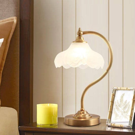 Traditional Vintage Round Copper Glass Petal Shade 1-Light Table Lamp For Bedroom