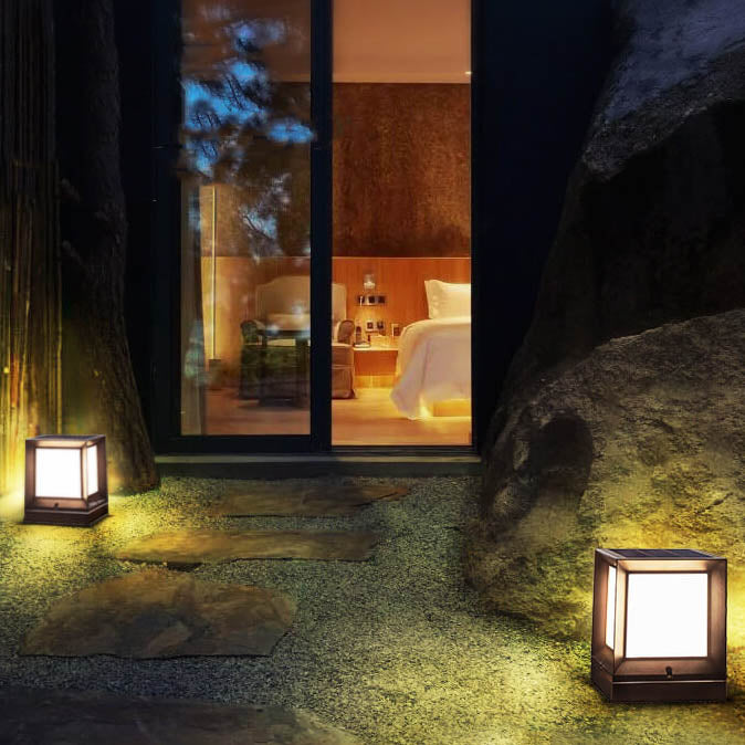 Contemporary Industrial ABS Acrylic Square LED Solar Outdoor Waterproof Lawn Fence Lamp for Outdoor Patio